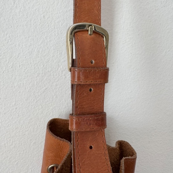 Puro Uta Pin Pin Leather Cross body Shoulder Bucket Bag Cognac - Picture 7 of 10